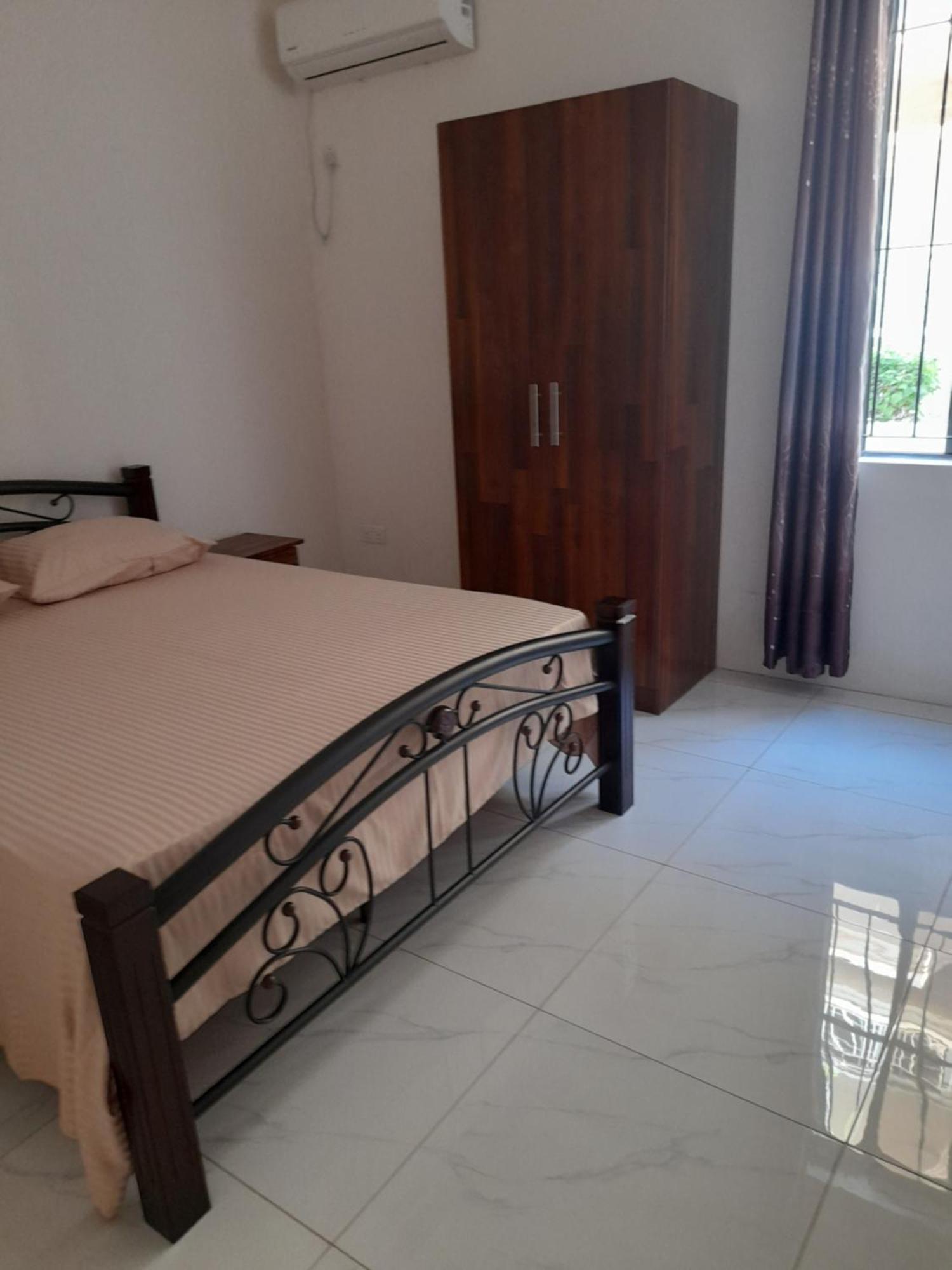 R & L Seaside Apartment Flic en Flac