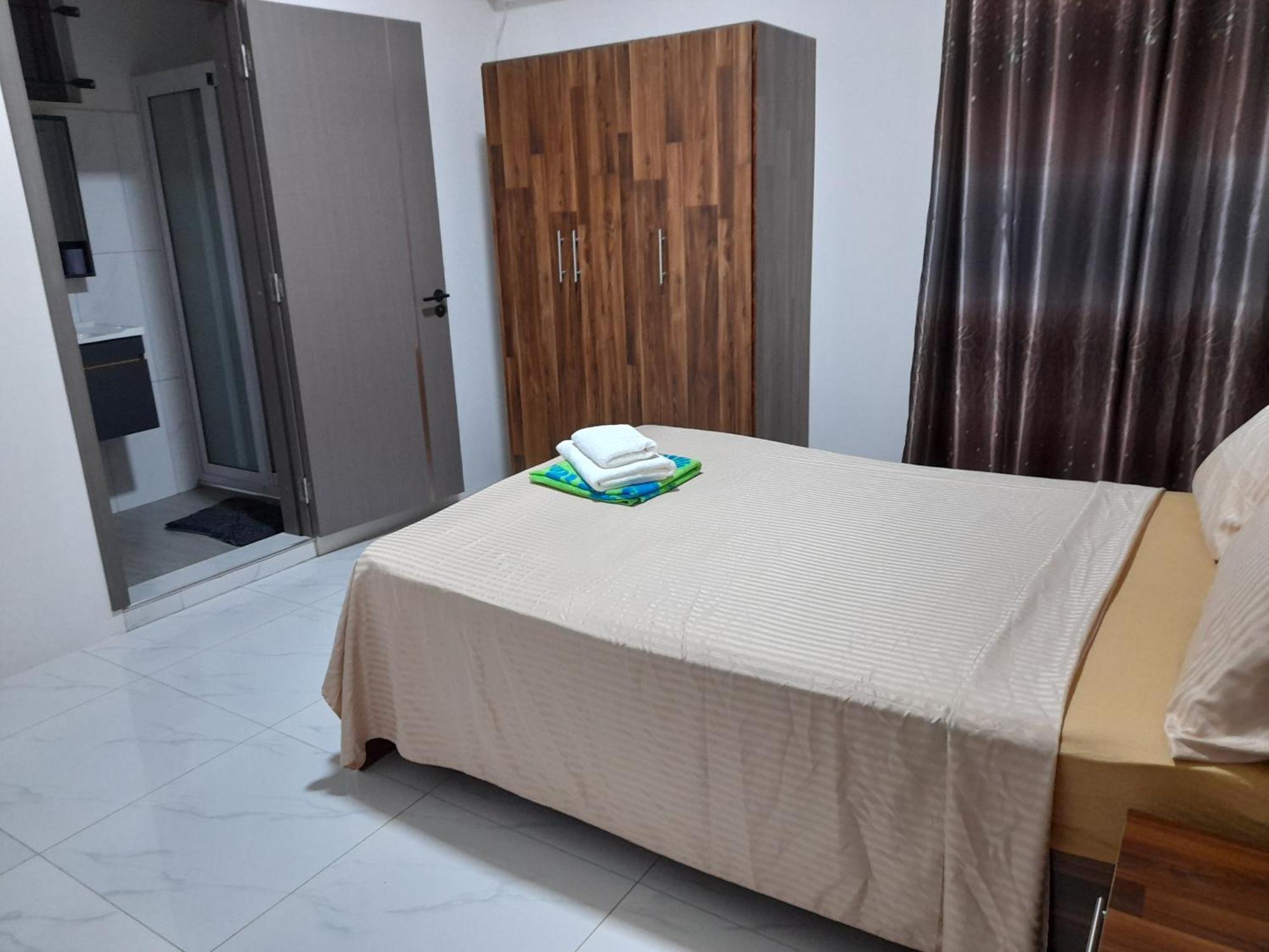 R & L Seaside Apartment Flic en Flac